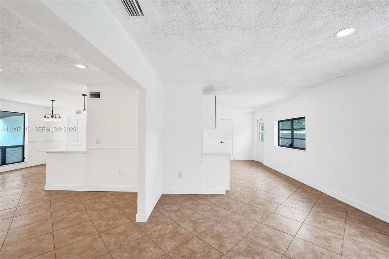 7771 Ramona St, Miramar, FL 33023 Photo