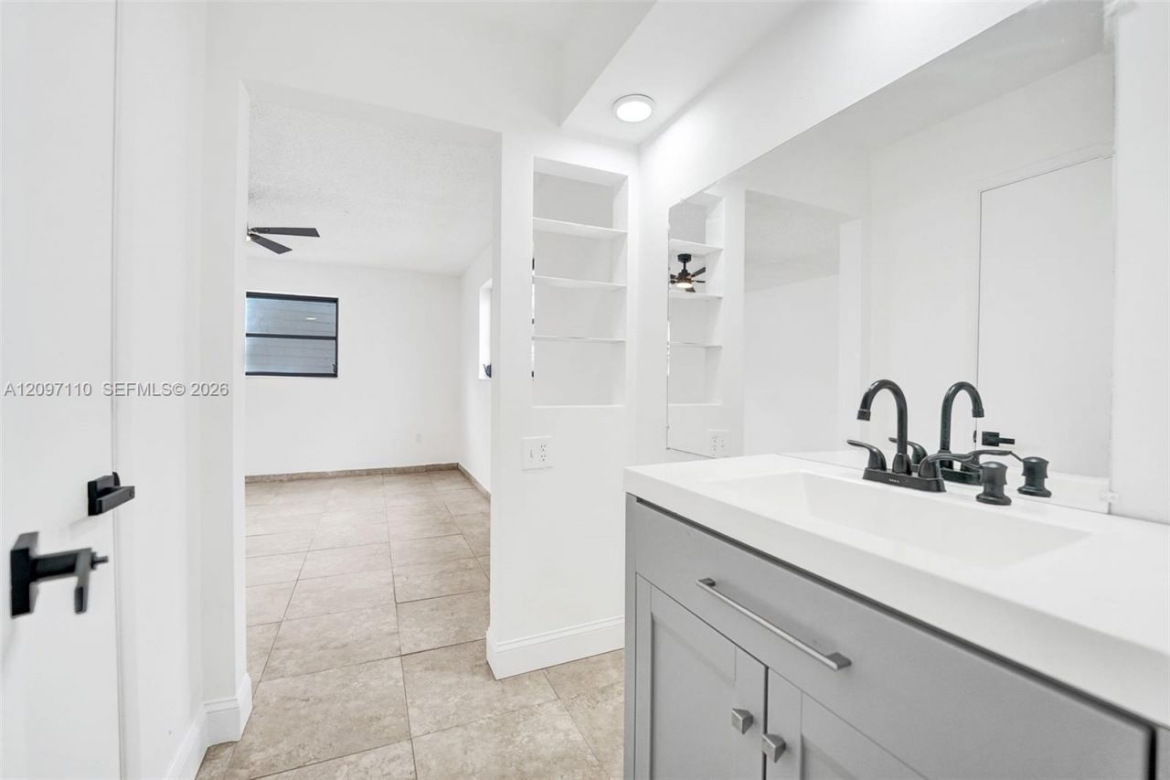 7771 Ramona St , Miramar, FL 33023 Photo