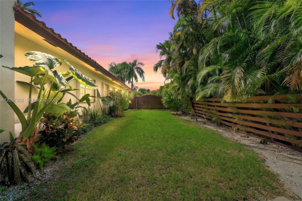 13105 SW 106th Ave, Miami, FL 33176 Photo