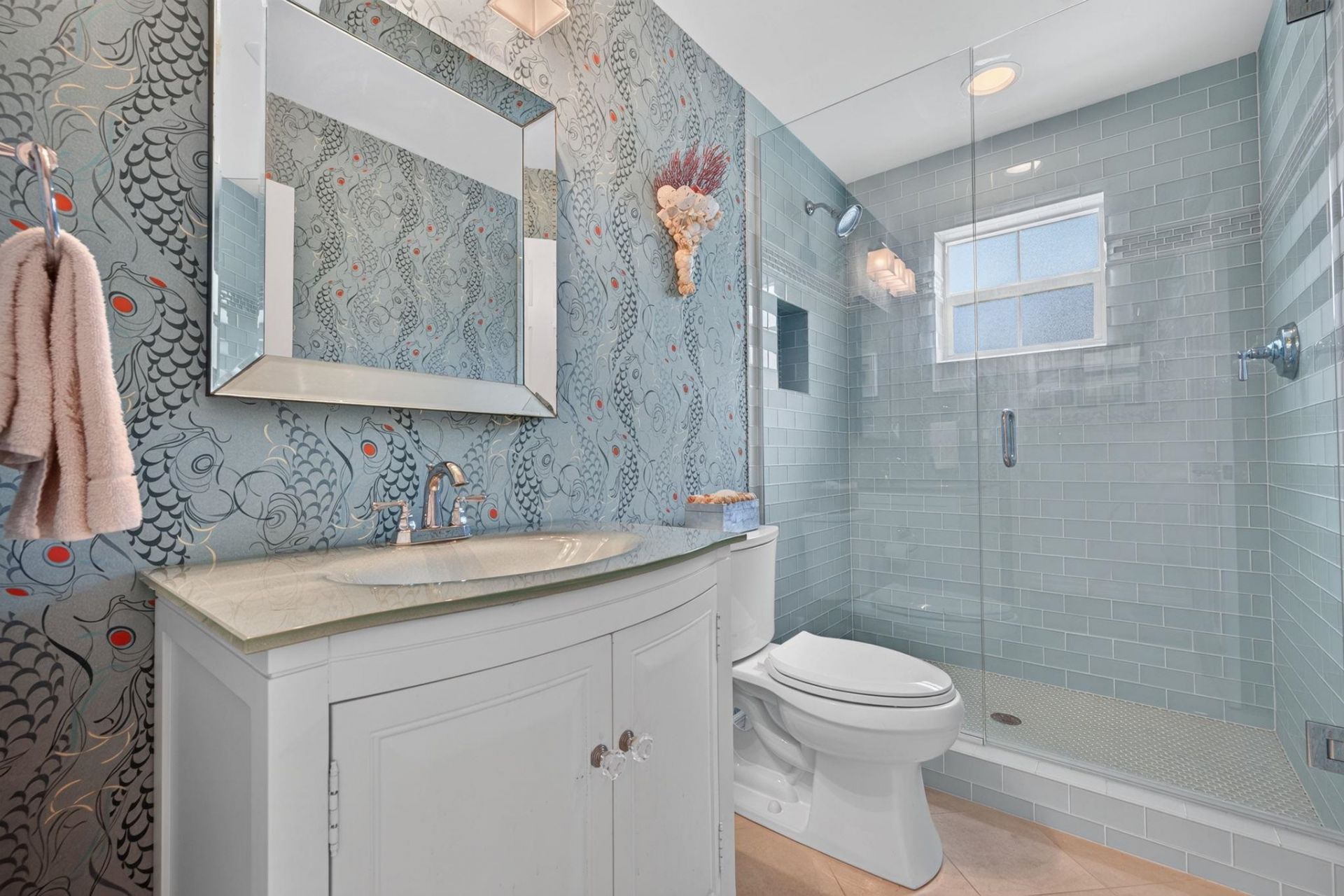561 Lighthouse Way, Sanibel, FL 33957 Photo