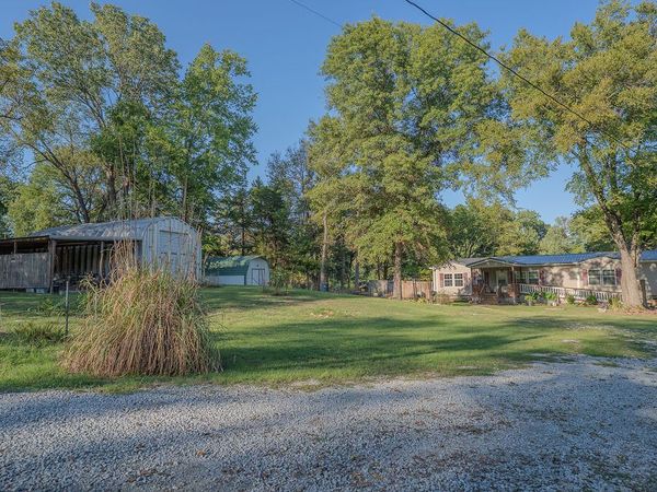58750 E 150 , Fairland, OK 74343