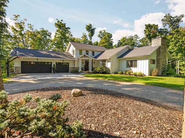 3650 Robert Lane, Ann Arbor, MI 48103