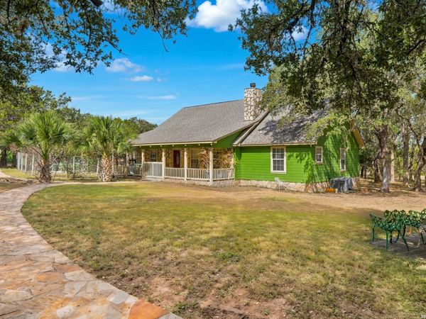 1180 Elm Valley, Bulverde, TX 78163