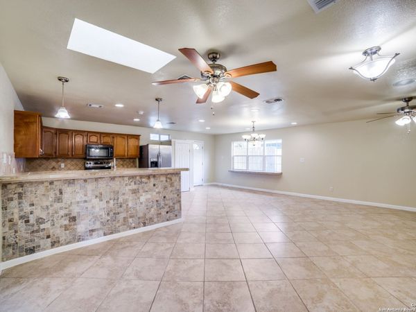 10490 White Bonnet St, San Antonio, TX 78240