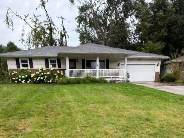 5358 Redwood Avenue , Portage, IN 46368