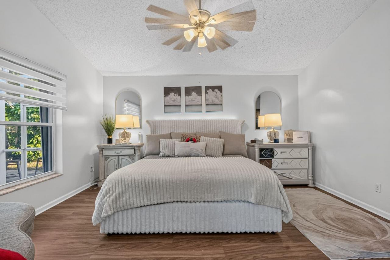 1971 Oak Berry Circle, Wellington, FL 33414 Photo