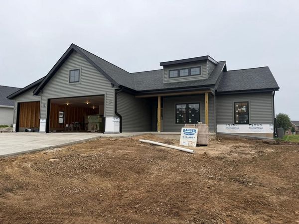 1009 Ziegler Drive, Waunakee, WI 53597