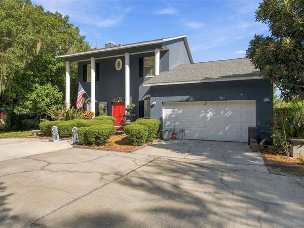 8022 TIERRA VERDE DRIVE , TAMPA, FL 33617