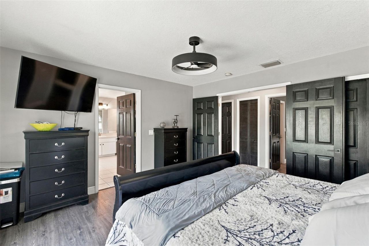 8022 Tierra Verde Drive , Tampa, FL 33617 Photo