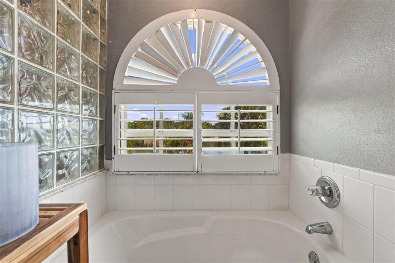 8022 Tierra Verde Drive , Tampa, FL 33617 Photo