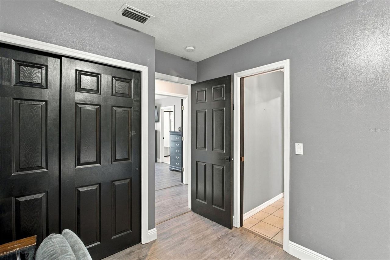 8022 Tierra Verde Drive , Tampa, FL 33617 Photo