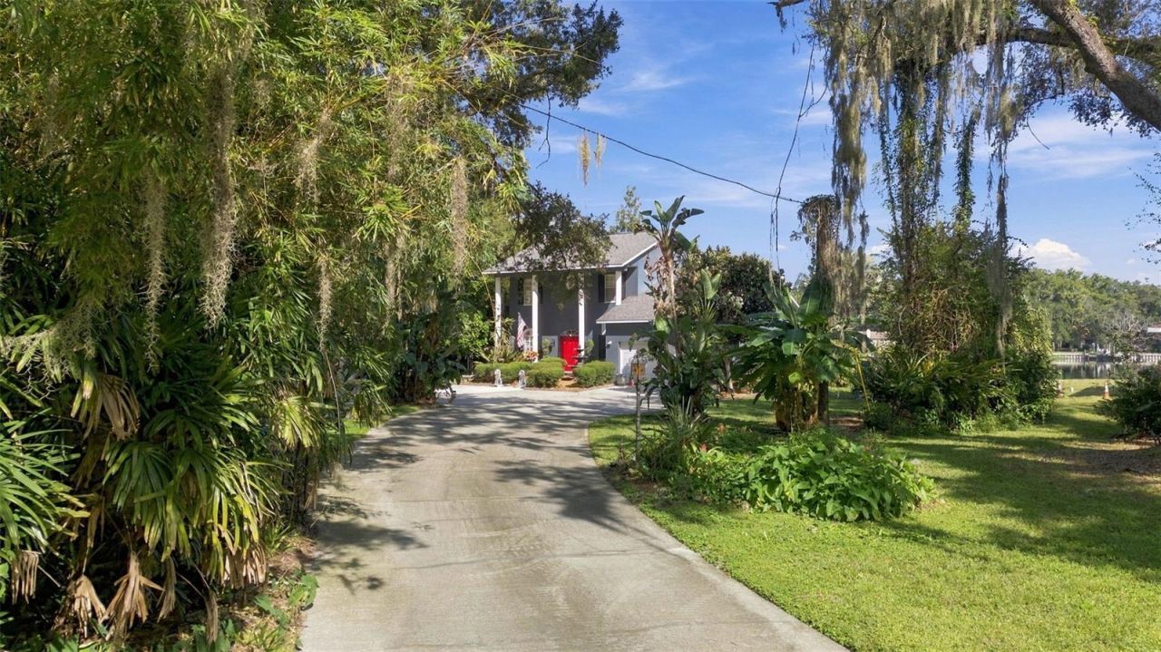 8022 Tierra Verde Drive , Tampa, FL 33617 Photo