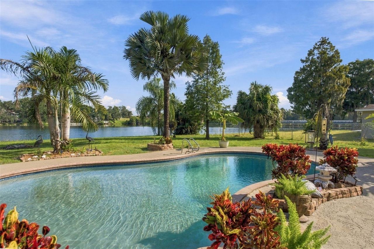 8022 Tierra Verde Drive , Tampa, FL 33617 Photo