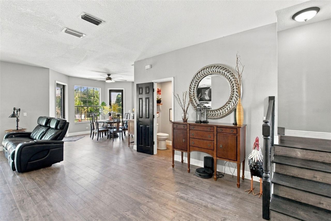 8022 Tierra Verde Drive , Tampa, FL 33617 Photo