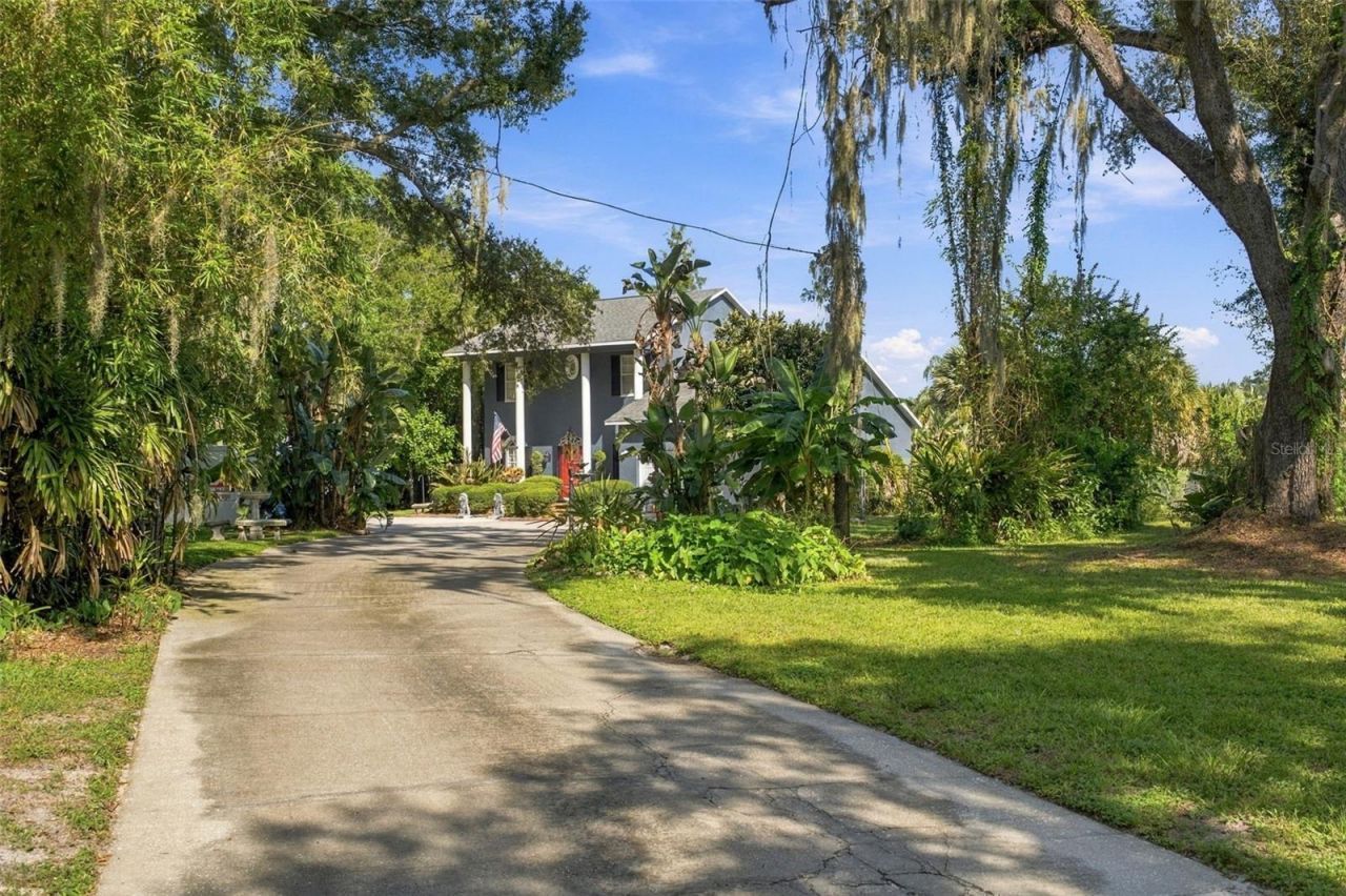 8022 Tierra Verde Drive , Tampa, FL 33617 Photo