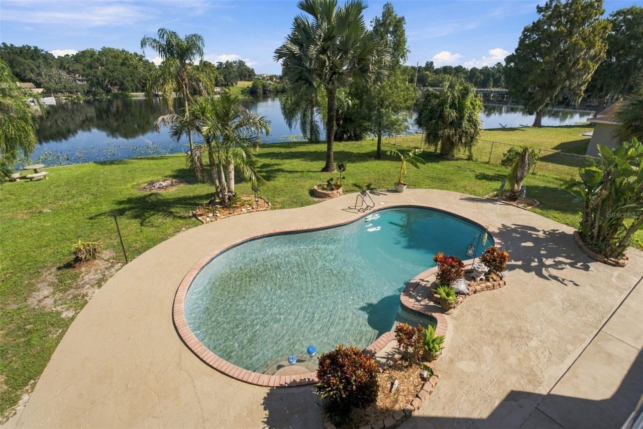 8022 Tierra Verde Drive , Tampa, FL 33617 Photo