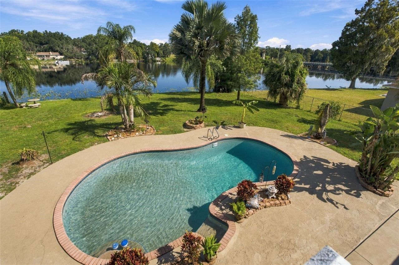 8022 Tierra Verde Drive , Tampa, FL 33617 Photo
