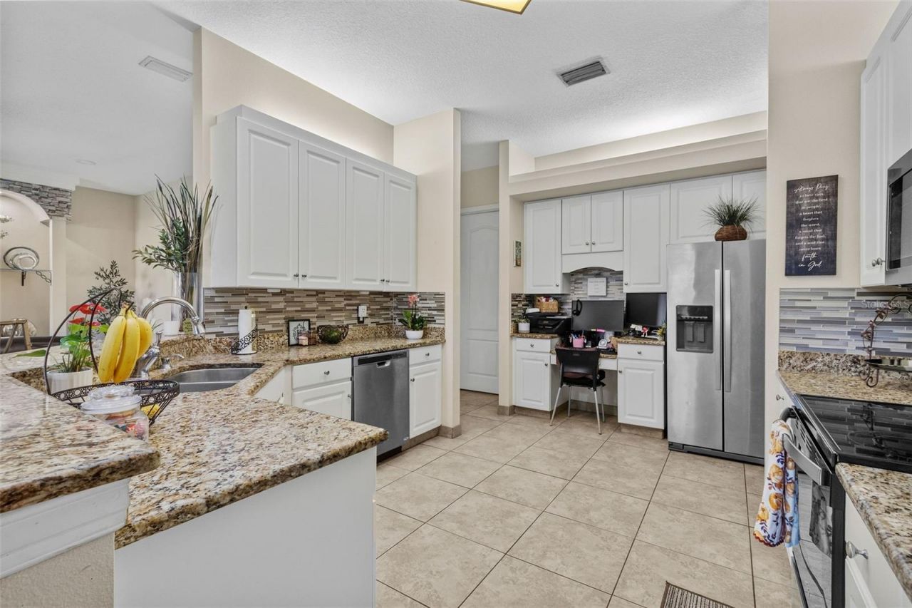 11530 Andy Drive , Riverview, FL 33569 Photo