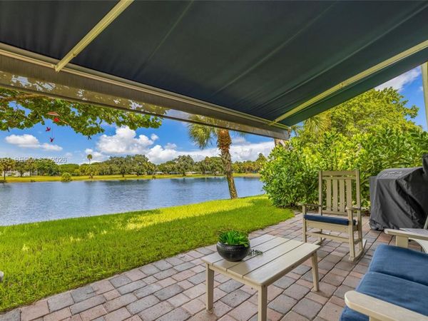4107 Carriage Dr , Unit K1, Pompano Beach, FL 33069