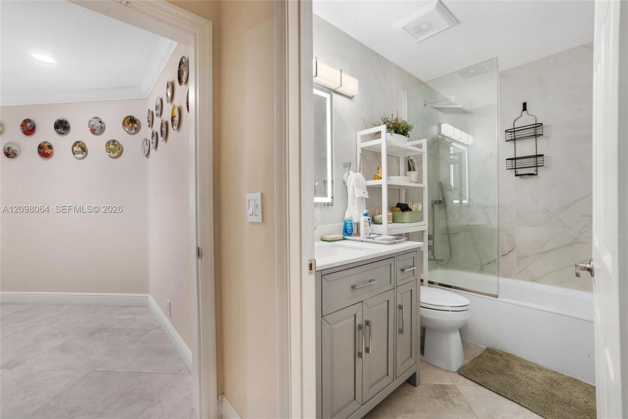 4107 Carriage Dr, Unit K1, Pompano Beach, FL 33069 Photo