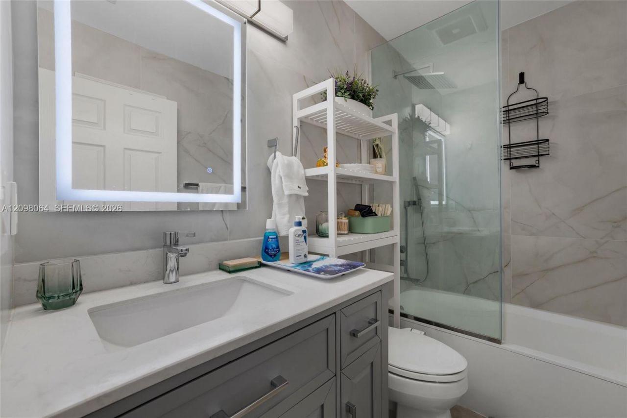 4107 Carriage Dr, Unit K1, Pompano Beach, FL 33069 Photo