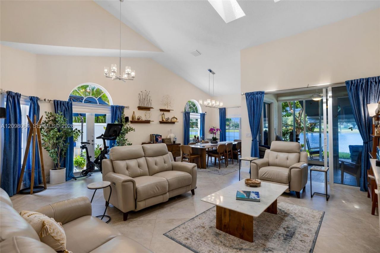 4107 Carriage Dr, Unit K1, Pompano Beach, FL 33069 Photo
