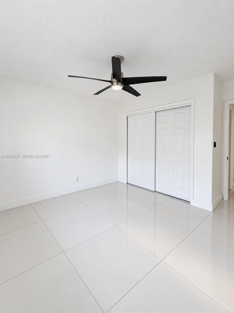 232 Wimbledon Lake Dr, Unit 232, Plantation, FL 33324 Photo