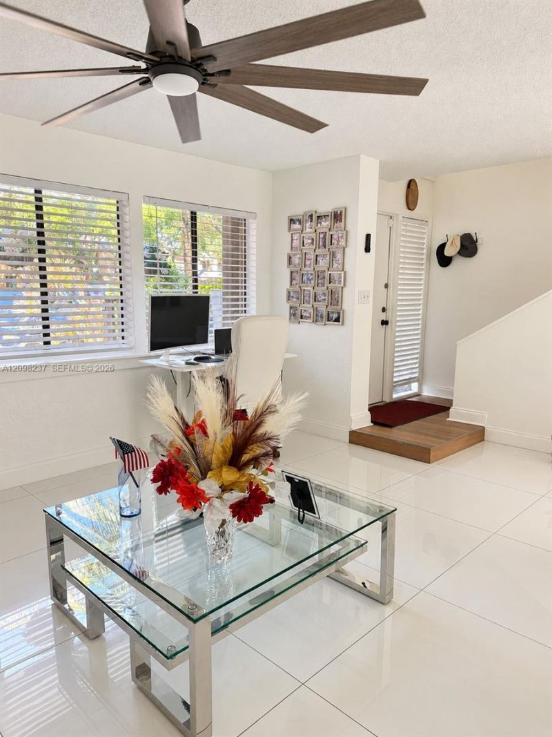 232 Wimbledon Lake Dr, Unit 232, Plantation, FL 33324 Photo