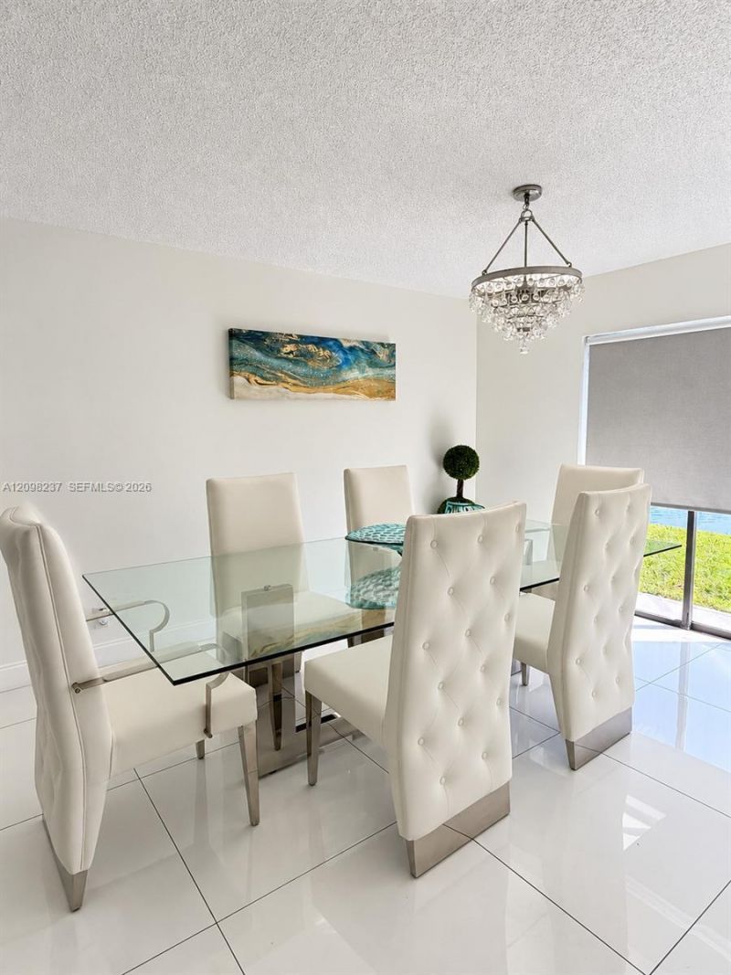 232 Wimbledon Lake Dr, Unit 232, Plantation, FL 33324 Photo