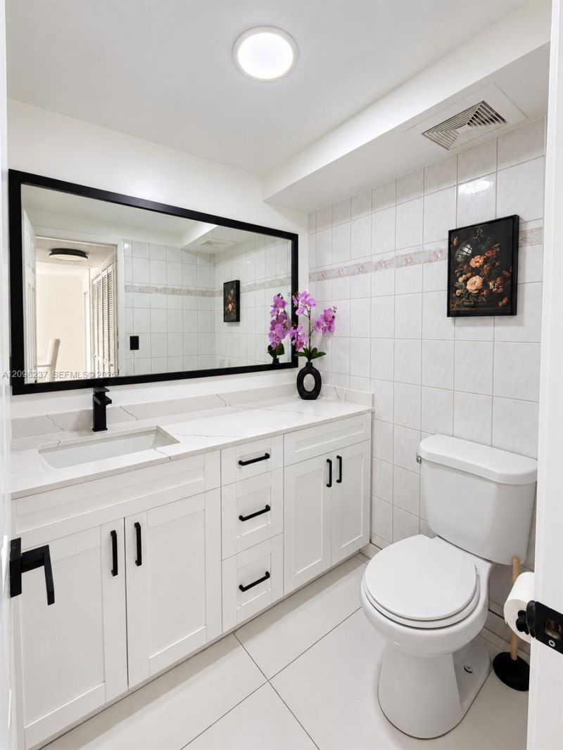 232 Wimbledon Lake Dr, Unit 232, Plantation, FL 33324 Photo