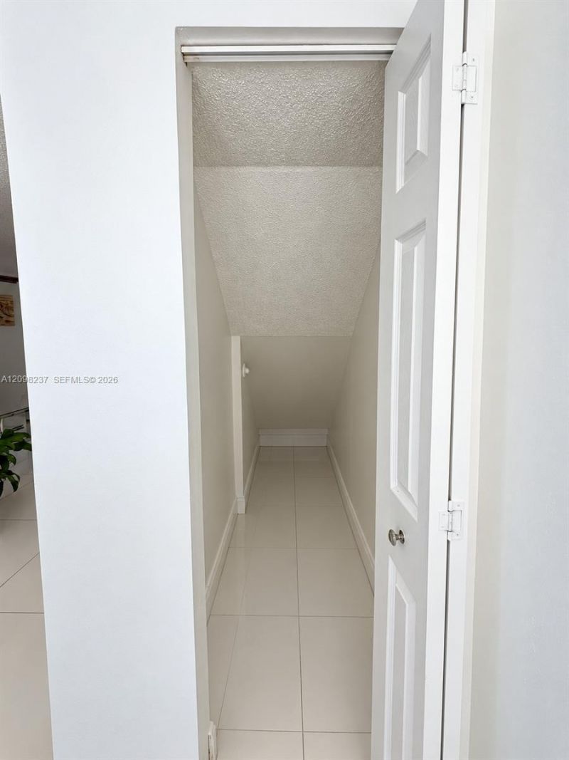 232 Wimbledon Lake Dr, Unit 232, Plantation, FL 33324 Photo