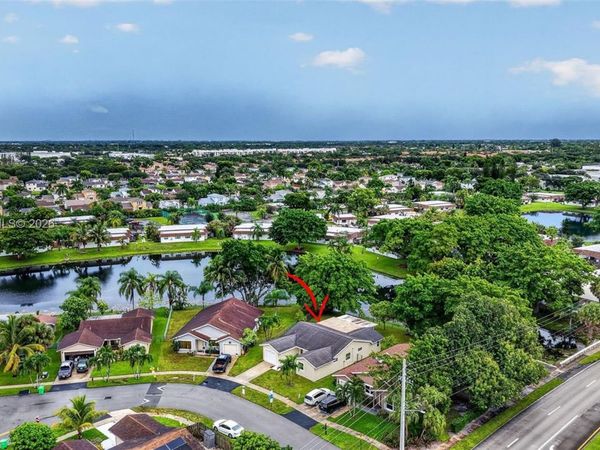 4904 NW 96th Ave , Sunrise, FL 33351