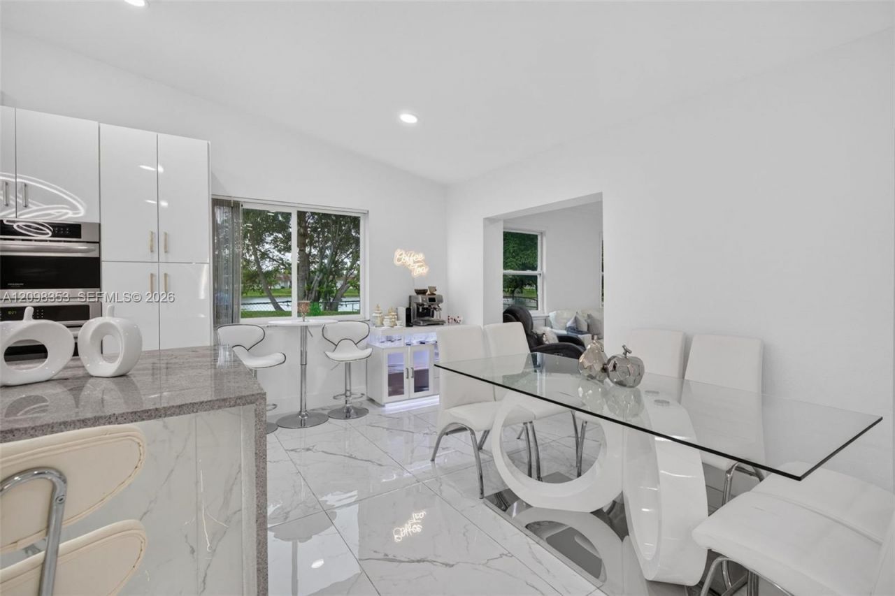 4904 NW 96th Ave , Sunrise, FL 33351 Photo