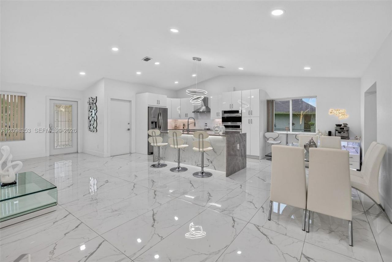 4904 NW 96th Ave , Sunrise, FL 33351 Photo