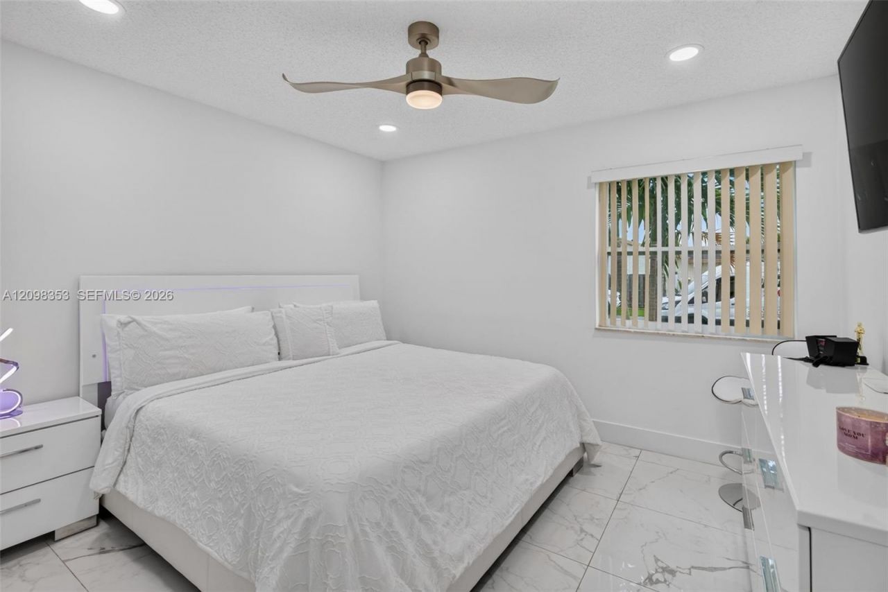 4904 NW 96th Ave , Sunrise, FL 33351 Photo