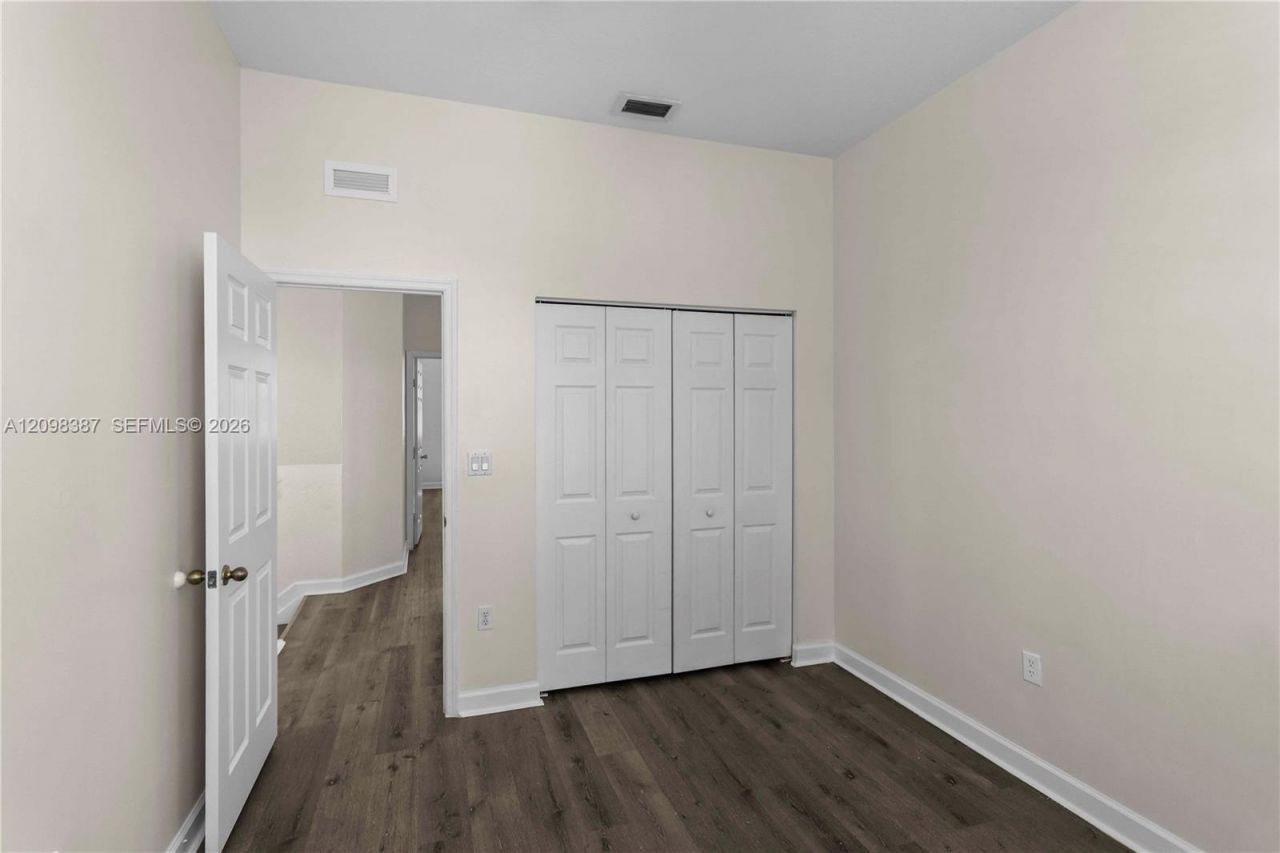 2001 NE 40th Rd , Unit ., Homestead, FL 33033 Photo