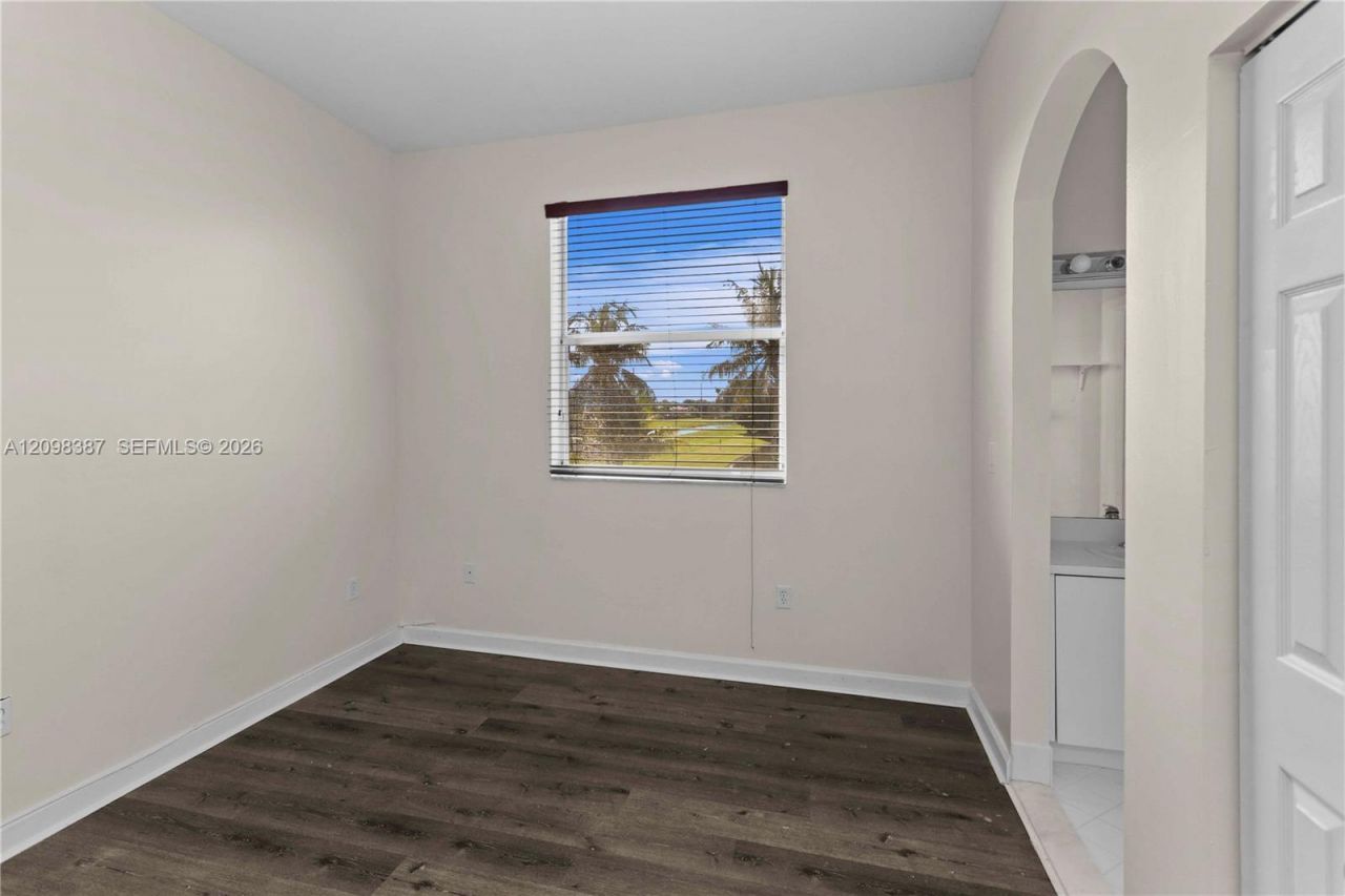 2001 NE 40th Rd , Unit ., Homestead, FL 33033 Photo