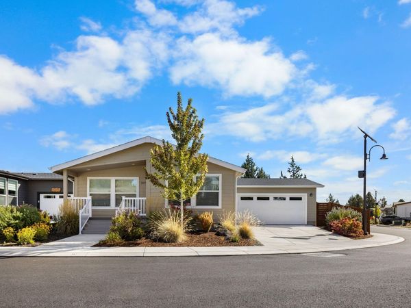 20735 My Longest Way, Unit Spc 57, Bend, OR 97701