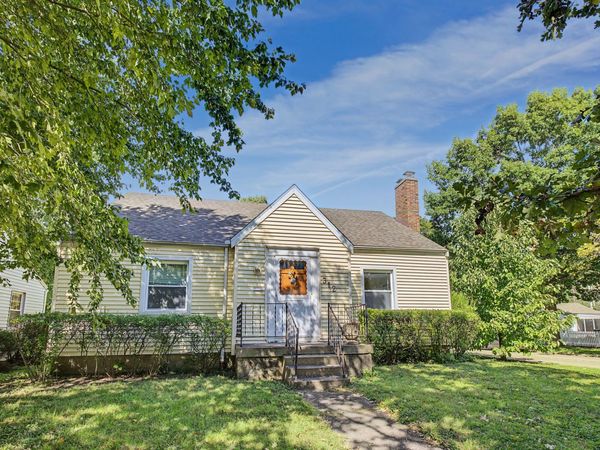 312 E Washington Street , Urbana, IL 61801