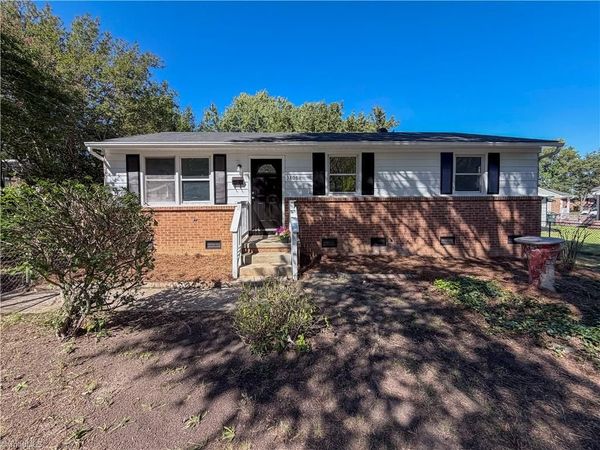 3805 Nash Street , Greensboro, NC 27401
