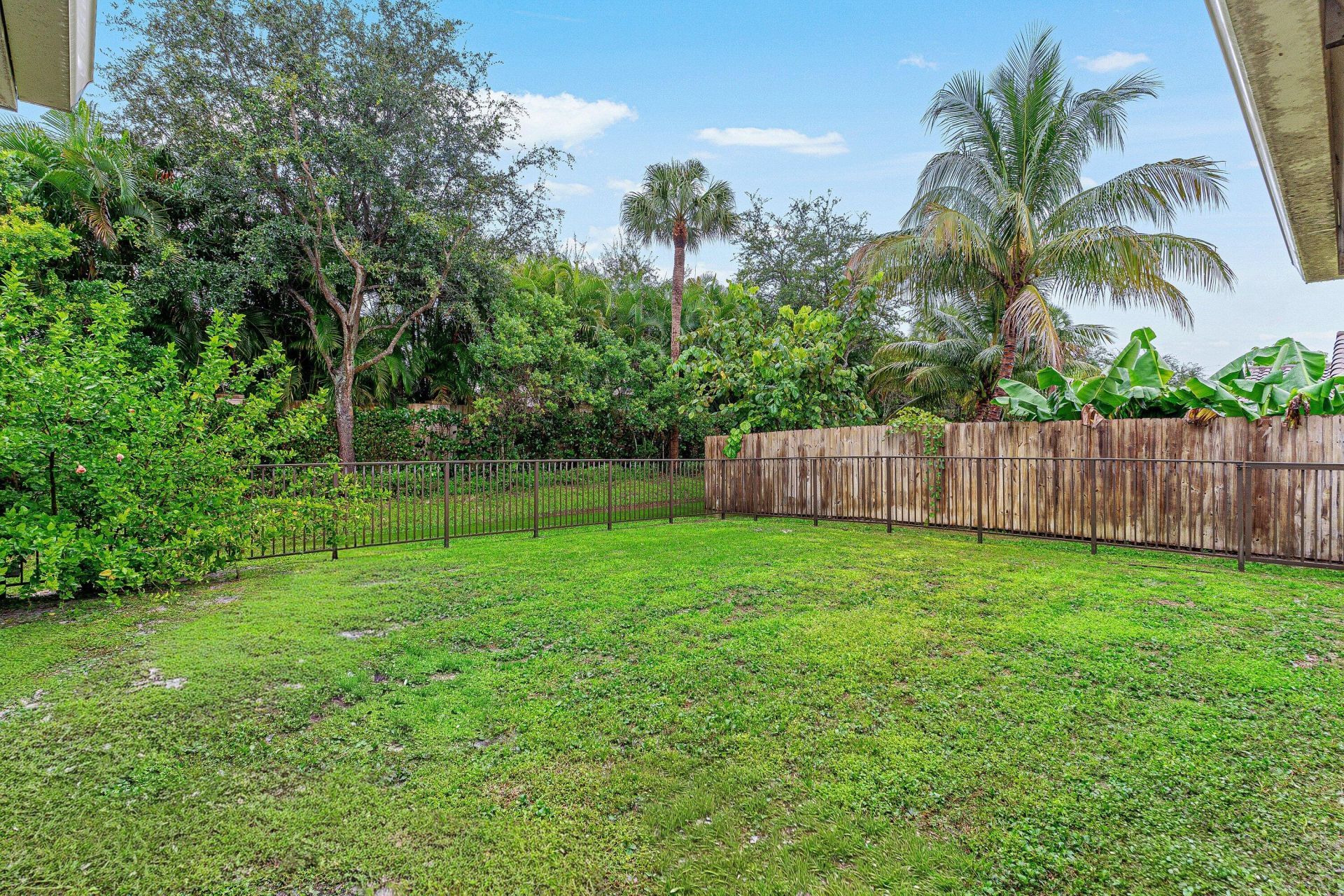 9077 Old Pine Road, Boca Raton, FL 33428 Photo