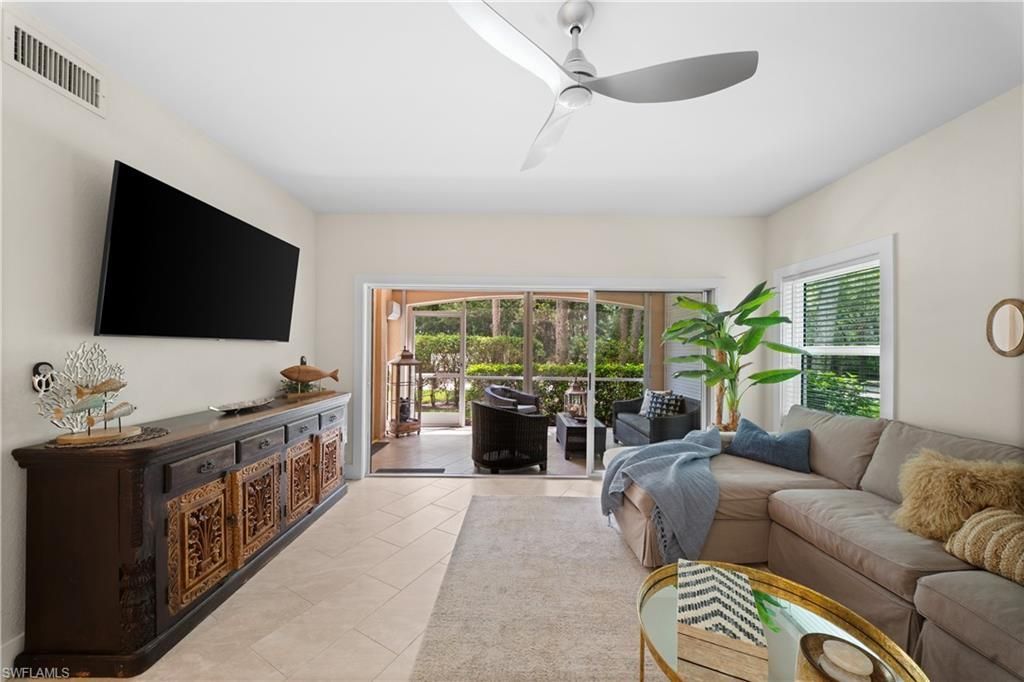 1044 Woodshire Ln, Unit B101, Naples, FL 34105 Photo