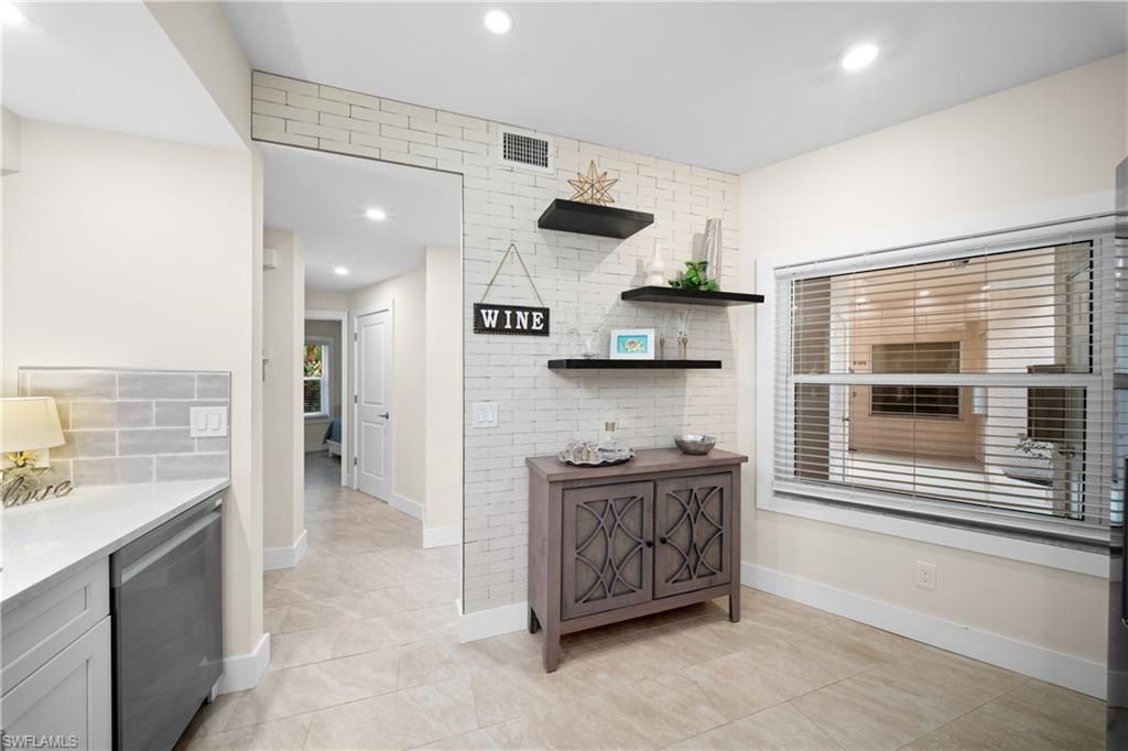 1044 Woodshire Ln, Unit B101, Naples, FL 34105 Photo