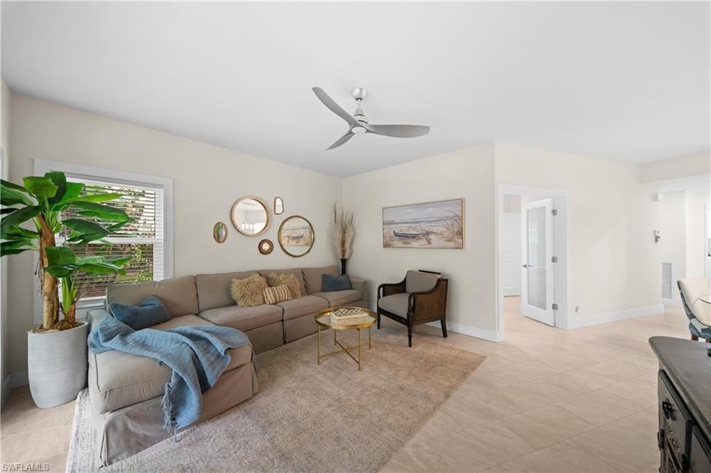 1044 Woodshire Ln, Unit B101, Naples, FL 34105 Photo