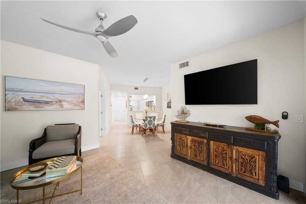 1044 Woodshire Ln, Unit B101, Naples, FL 34105 Photo