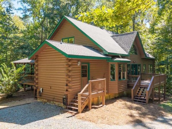 857 Talking Rock Falls NE, Jasper, GA 30143