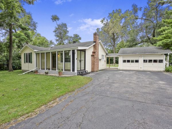 5840 S Brainard Avenue , La Grange Highlands, IL 60525