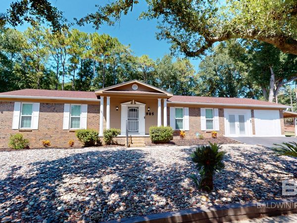 905 Imperial Drive, Mobile, AL 36608