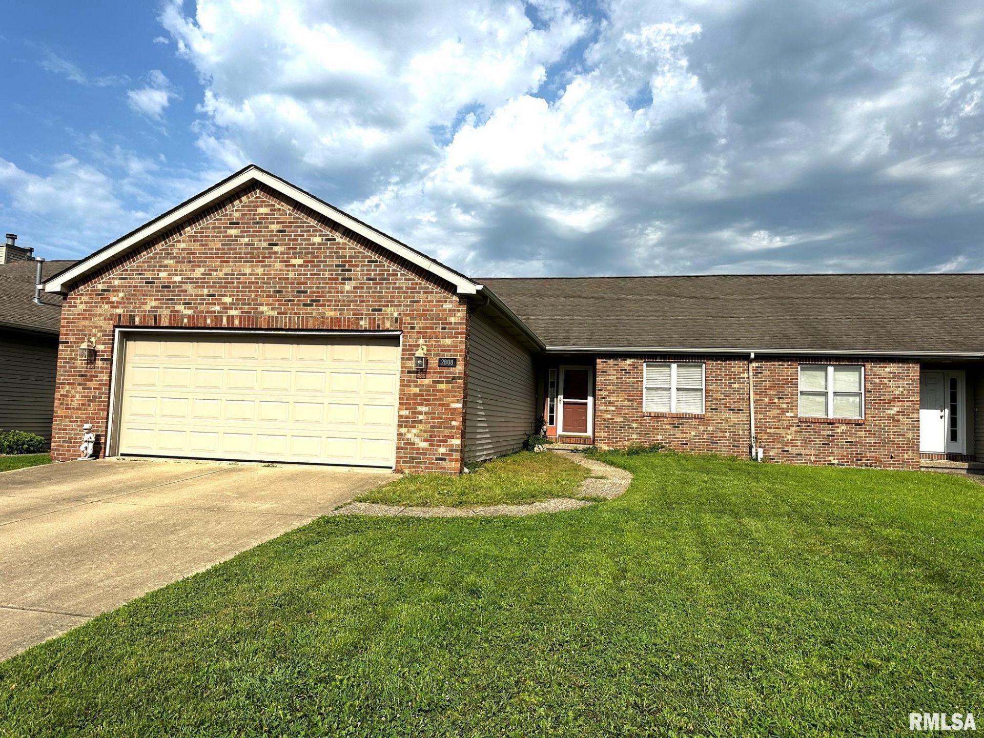 2808 Wordsworth Drive, Springfield, IL 62711 Main Photo