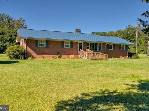 16184 MELVILLE LANE, BOWLING GREEN, VA 22427
